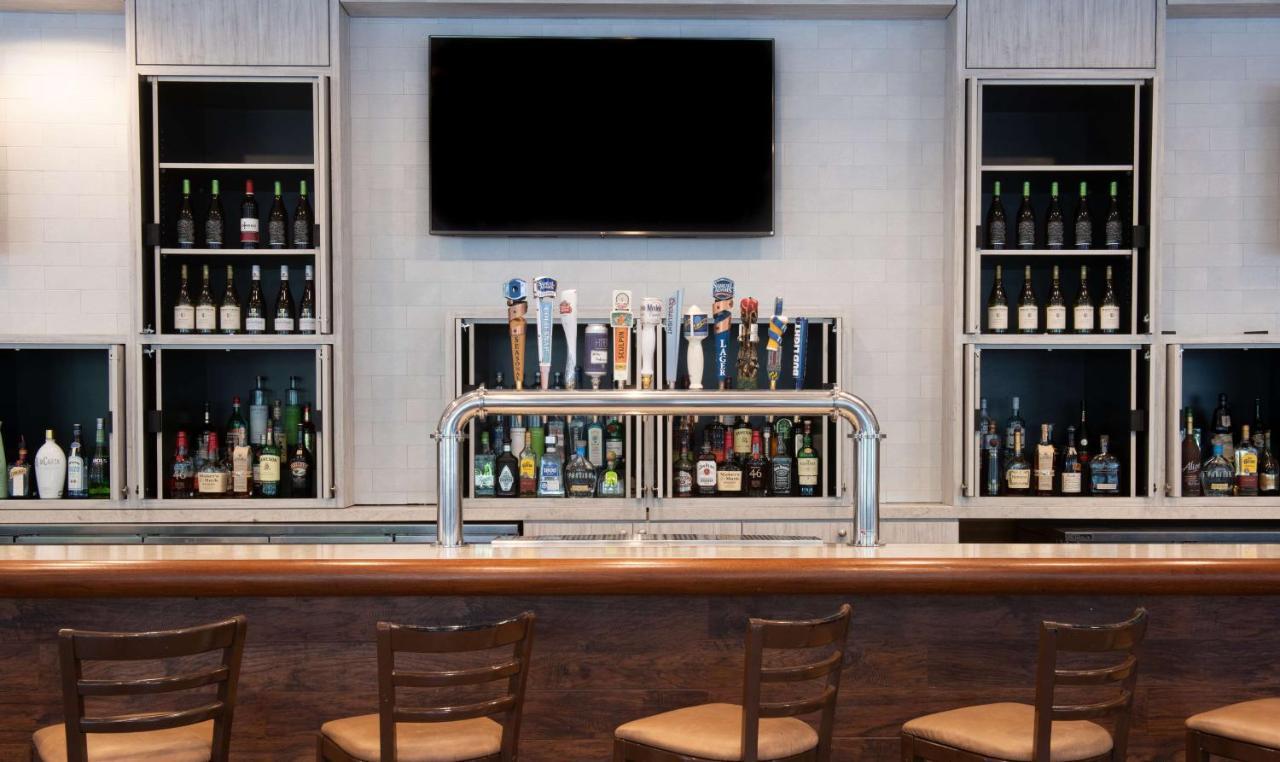 Hotel Baltimore Downtown-Inner Harbor Екстериор снимка
