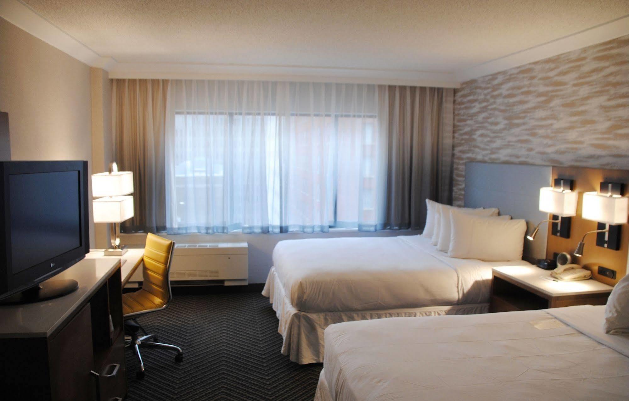 Hotel Baltimore Downtown-Inner Harbor Екстериор снимка