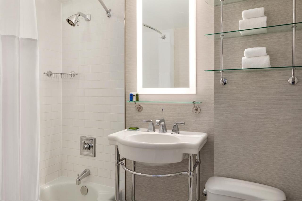 Hotel Baltimore Downtown-Inner Harbor Екстериор снимка
